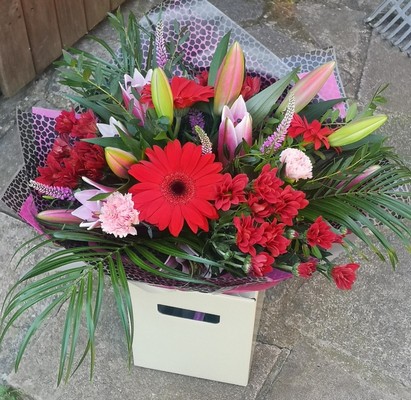 pink lily red chrysanthemum bouquet aqua pack flowers florist harold wood romford same day delivery