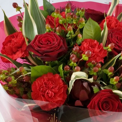ruby red wedding anniversary flowers valentine bouquet valentine's flowers love gift roses florist harold wood romford same day delivery