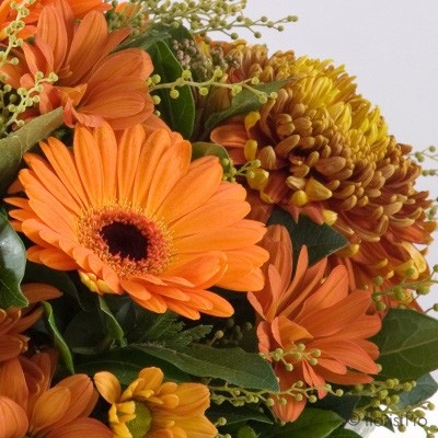 bouquet, handtie, flowers, autumn, aqua, water bubble, gift, bunch, florist, birthday, anniversary, harold wood, romford, havering, delivery