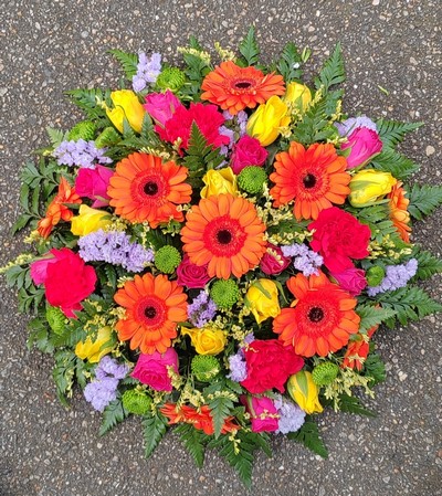 posy, posies, funeral, tribute, wreath, bright, funky,  oasis, flowers, florist, delivery, harold wood, romford, havering