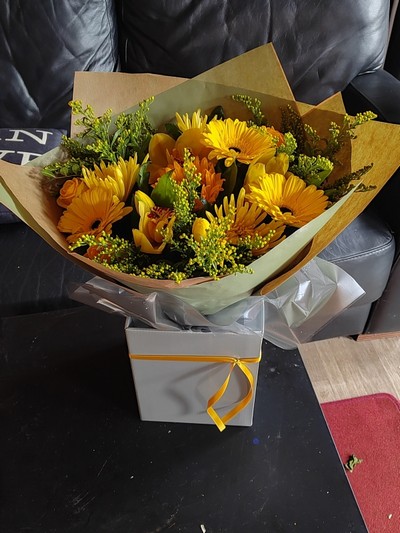 Florists choice bouquet flowers delivery harold wood local romford present gift flowers, florist, havering, delivery