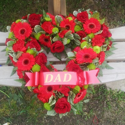 heart, red, roses, love, eternal, sympathy, funeral, tribute, wreath, oasis, flowers, florist, delivery, harold wood, romford, havering