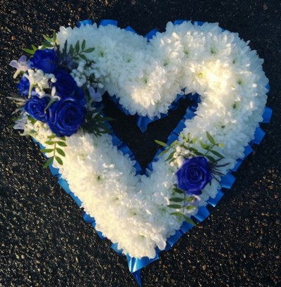 heart, colourful, white, male, female, funeral, tribute, wreath, flowers, florist, delivery, harold wood, romford havering