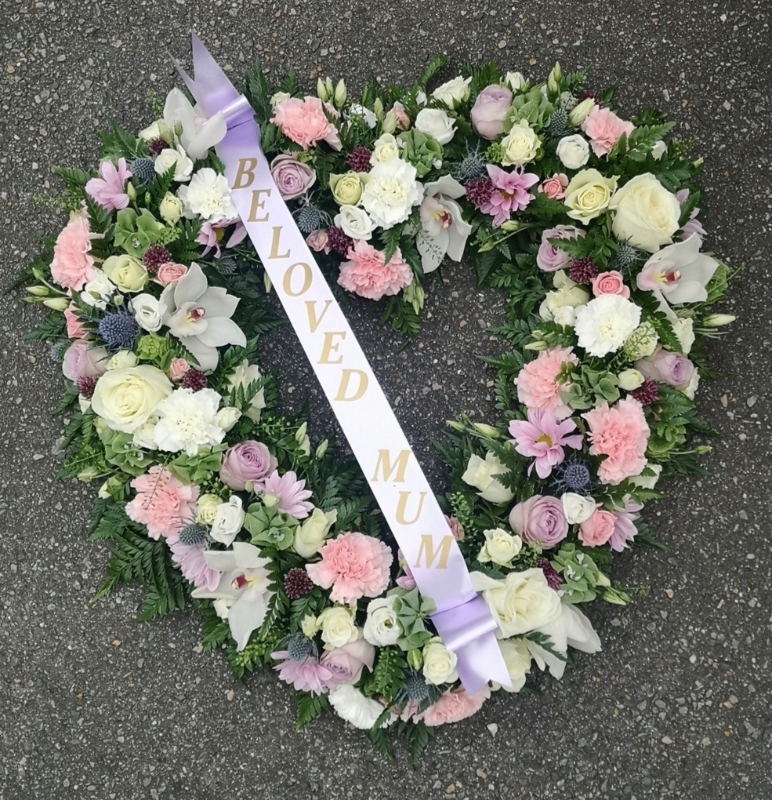 heart, colourful, male, female, funeral, tribute, wreath, flowers, florist, delivery, harold wood, romford havering, open heart, loose flower, pastel shades