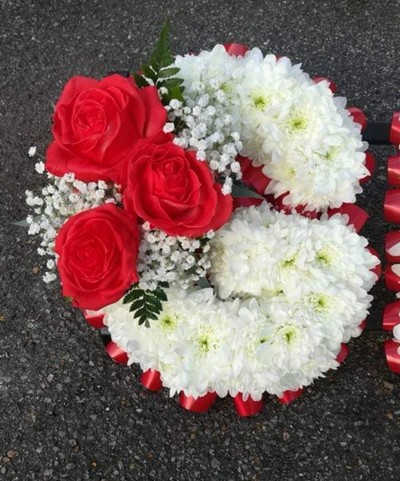 letters, name, create your own, names,   funeral flowers, oasis, tribute, wreath, harold wood, romford, havering delivery