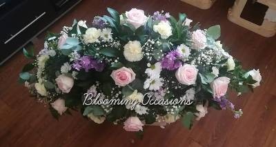 casket, coffin, spray, carnations, cars, male, female, roses, funeral, tribute, flowers, oasis, harold wood, romford, havering, delivery