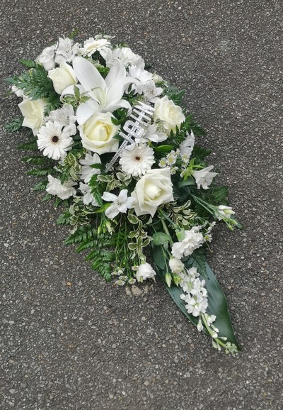 funeral flowers, spray, oasis, white, sympathy, male, female, harold wood florist, delivery, romford