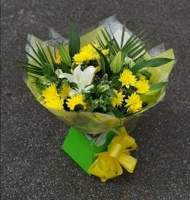 bouquet, handtie, flowers, gift, yellow, bunch, florist, birthday, anniversary, harold wood, romford, havering