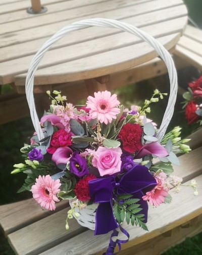 basket, arrangement, purple, pink, flowers, oasis, funeral, flowers, tribute, florist, harold wood, romford, havering, delivery