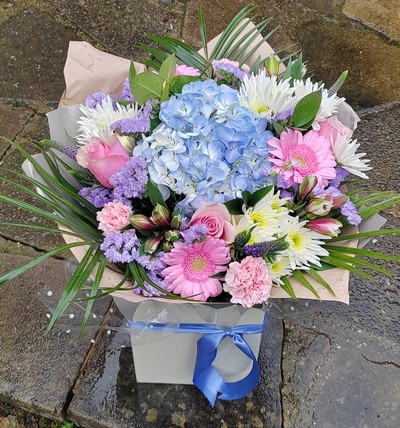 bouquet, handtie, aqua, water bubble, roses, luxury, hydrangea, flowers, oasis, funeral, flowers, tribute, florist, flowers, harold wood, romford, havering, delivery