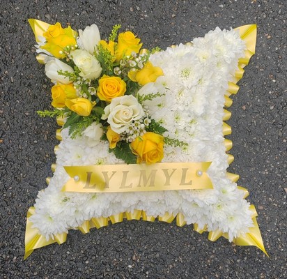 cushion, pillow, posy, posies, blue, yellow, white, man, male, woman, female, funeral, tribute, wreath, flowers, florist, delivery, harold wood, romford, havering