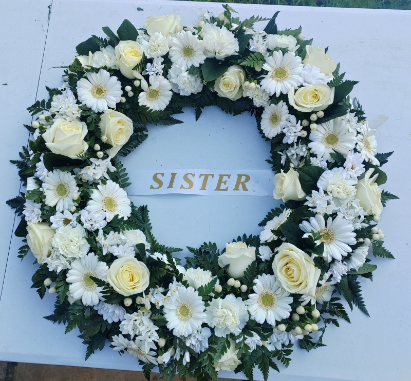 white, wreath, tribute, funeral, flowers, oasis, florist, harold wood, romford, brentwood, dagenham, delivery