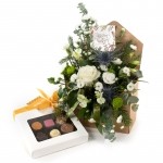 Christmas, flowers, pot, envelope, chocolates, arrangement, gift, florist, harold wood, romford, havering