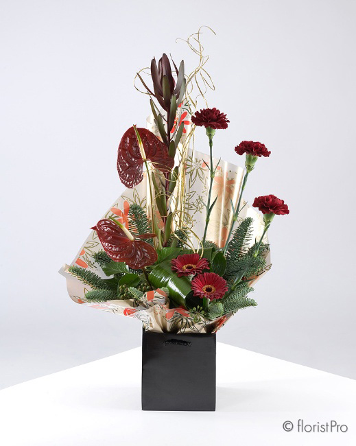 Christmas, flowers, florals, bouquet, arrangement, gift, luxury, florist, local, seasonal, harold wood, romford, havering