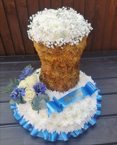 beer, ale, pint, fosters, guinness, stella, glass, 3D, drink, flowers, funeral, tribute, oasis, wreath, harold wood, romford, havering, delivery