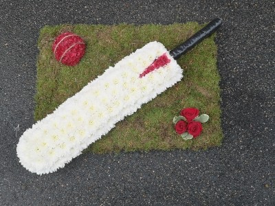 funeral, flowers, cricket, t20, white ball, cricket bat, tribute, florist, harold wood, romford, havering