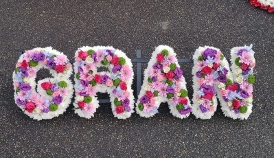 letters, name, Grandma, gran, granny, grannie, funeral flowers, oasis, tribute, wreath, harold wood, romford, havering, delivery