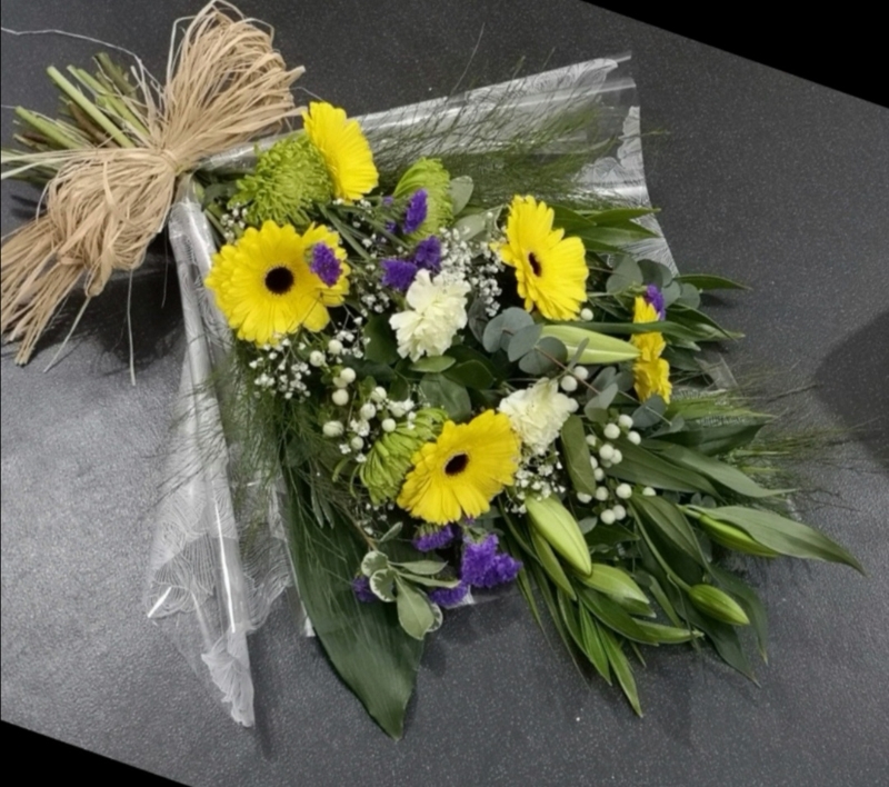 sheaf, sheaves, flat bouquet, funeral bouquet, yellows, funeral, tribute, oasis, posy, flowers, florist, harold wood, romford, havering, delivery