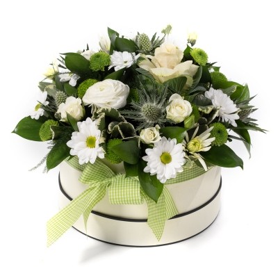 hatbox, white, green, flowers, ribbon, florist, anniversary, gift, flowerbox, harold wood romford, havering delivery