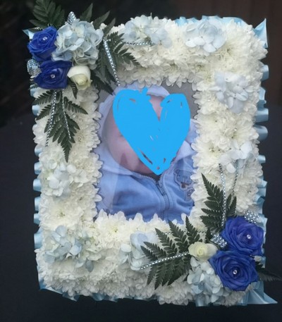 Photo, picture, frame, Funeral, sympathy, wreath, tribute, flowers, florist, harold wood, romford, havering, delivery