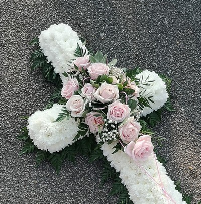 cross, christian, catholic, crucifix, religious, funeral, tribute, wreath, flowers, florist, delivery, harold wood, romford, brentwood, dagenham, havering