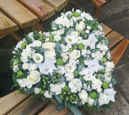 heart, colourful, white, male, female, funeral, tribute, wreath, flowers, florist, delivery, harold wood, romford havering