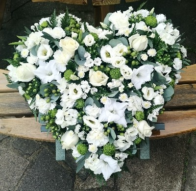 heart, colourful, white, male, female, funeral, tribute, wreath, flowers, florist, delivery, harold wood, romford havering