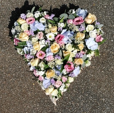 heart, colourful, pastels, female, funeral, tribute, wreath, flowers, florist, delivery, harold wood, romford havering