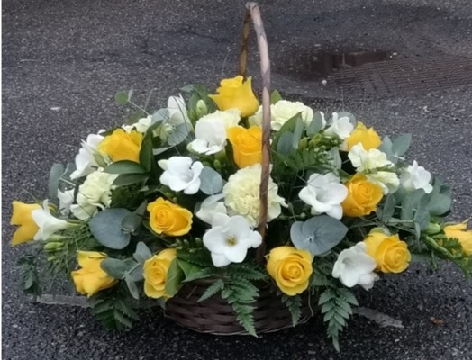 funeral flowers, basket, oasis, rose, freesia, white, sympathy, male, female, harold wood florist, delivery, romford, havering