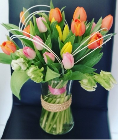 tulips, vase, mothers day, spring, flowers, florist, harold wood, romford, delivery
