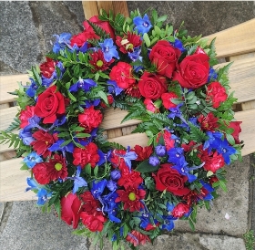 wreath, red, claret, blue, circle, irons, hammers, man, male, oasis, funeral, tribute, flowers, harold wood, romford, florist, delivery, havering