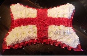 st george, england, english, flag, 23rd april, funeral, flowers, tribute, wreath, pillow, florist, harold wood, romford, havering, delivery