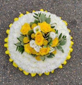 posy, posies, pink, yellow, funeral, tribute, wreath, flowers, florist, delivery, harold wood, romford, havering