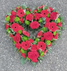 heart, red, roses, love, eternal, sympathy, funeral, tribute, wreath, oasis, flowers, florist, delivery, harold wood, romford, havering