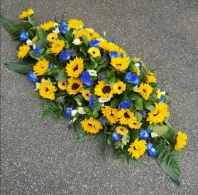 casket, coffin, spray, sunflowers, helianthus, blue, roses, male, female, funeral, tribute, flowers, oasis, harold wood, romford, havering, delivery