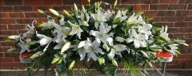 casket, coffin, spray, lily, lilies, white, male, female, funeral, tribute, flowers, oasis, harold wood, romford, havering, delivery