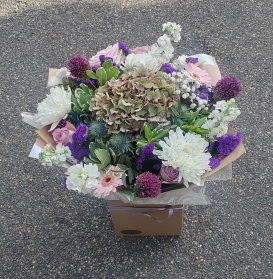 bouquet, handtie, aqua, water bubble, roses, luxury, hydrangea, flowers, oasis, funeral, flowers, tribute, florist, flowers, harold wood, romford, havering, delivery