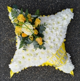 cushion, pillow, posy, posies, blue, yellow, white, man, male, woman, female, funeral, tribute, wreath, flowers, florist, delivery, harold wood, romford, havering