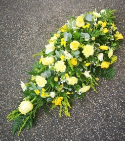 coffin, spray. casket, tribute, flowers, funeral, yellow, white, deluxe, florist, harold wood, romford, havering, brentwood, dagenham, delivery