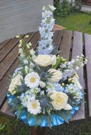 posy, posies, counrty garden, rustic, funeral, tribute, wreath, flowers, florist, delivery, harold wood, romford, havering