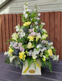 bouquet, handtie, flowers, gift, bunch, florist, birthday, anniversary, harold wood, romford, havering