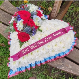 Football, heart, west ham, hammers, irons, whufc,, funeral, flowers, tribute, romford, harold wood, havering, delivery