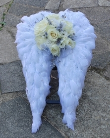 angel, wings, angelic, feathers, posy, posies, funeral, tribute, wreath, flowers, florist, delivery, harold wood, romford, havering