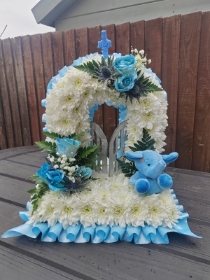 gates of heaven, steps , stairway, funeral, flowers, wreath, oasis, bespoke, tribute, florist,harold wood, romford, brentwood, dagenham, delivery