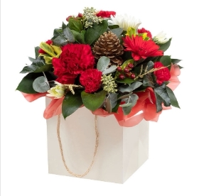 Christmas, flowers, florals, bouquet, arrangement, gift, luxury, florist, local, seasonal, harold wood, romford, havering