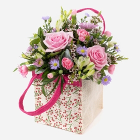 arrangements, florist choice, mothers day, pinks, jute, oasis, pot, flowers, gift, florist, harold wood, romford, havering, delivery