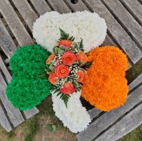 Irish, Ireland, Eire, Luck of the Irish, funeral flowers, tribute, shamrock, tricolour, clover, lucky four leaf, bespoke, wreath, oasis, Harold Wood, Romford, Havering, Delivery 