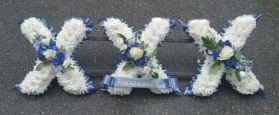 kiss,goodbye, x, goodnight, kisses, funeral, tribute, wreath, flowers, florist, havering, harold wood, romford, brentwood, dagenham, delivery