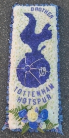 Football, shield, cockerel, tottenham hotspur, spurs, funeral, flowers, tribute, romford, harold wood, havering, delivery