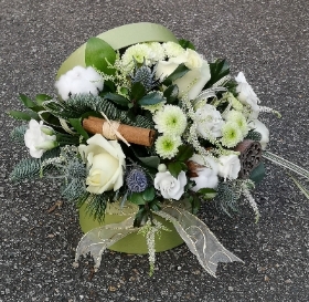 Christmas, winter, whites, hatbox, box, flowers, pot, arrangement, gift, florist, harold wood, romford, havering